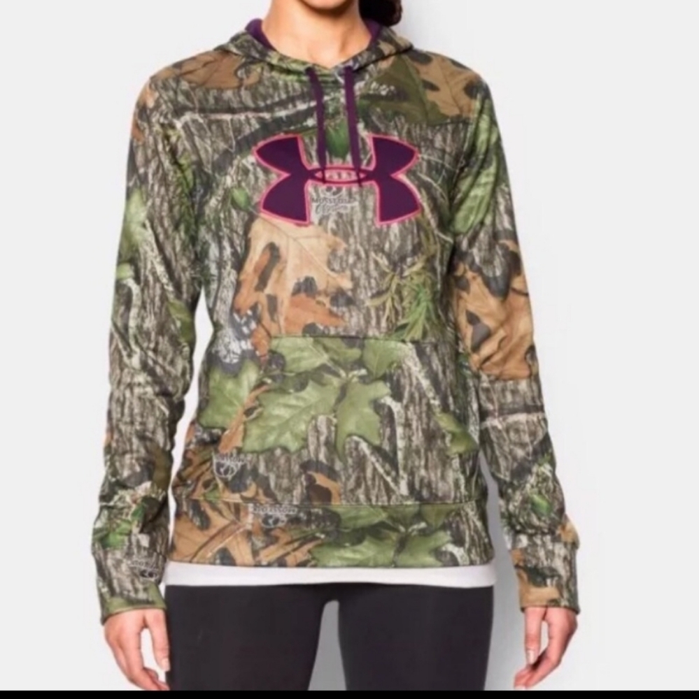 Under Armour camo fleece hoodie small
